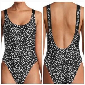Calvin Klein Women's Black White Scoop Neck logo strap one piece swimsuit Small